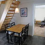 Charming House By The Sea, Lofoten! *