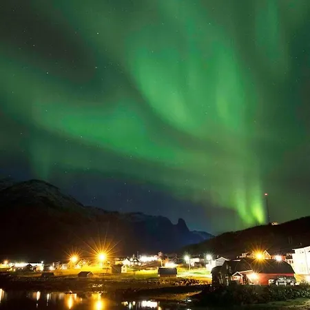 Charming House By The Sea, Lofoten! *